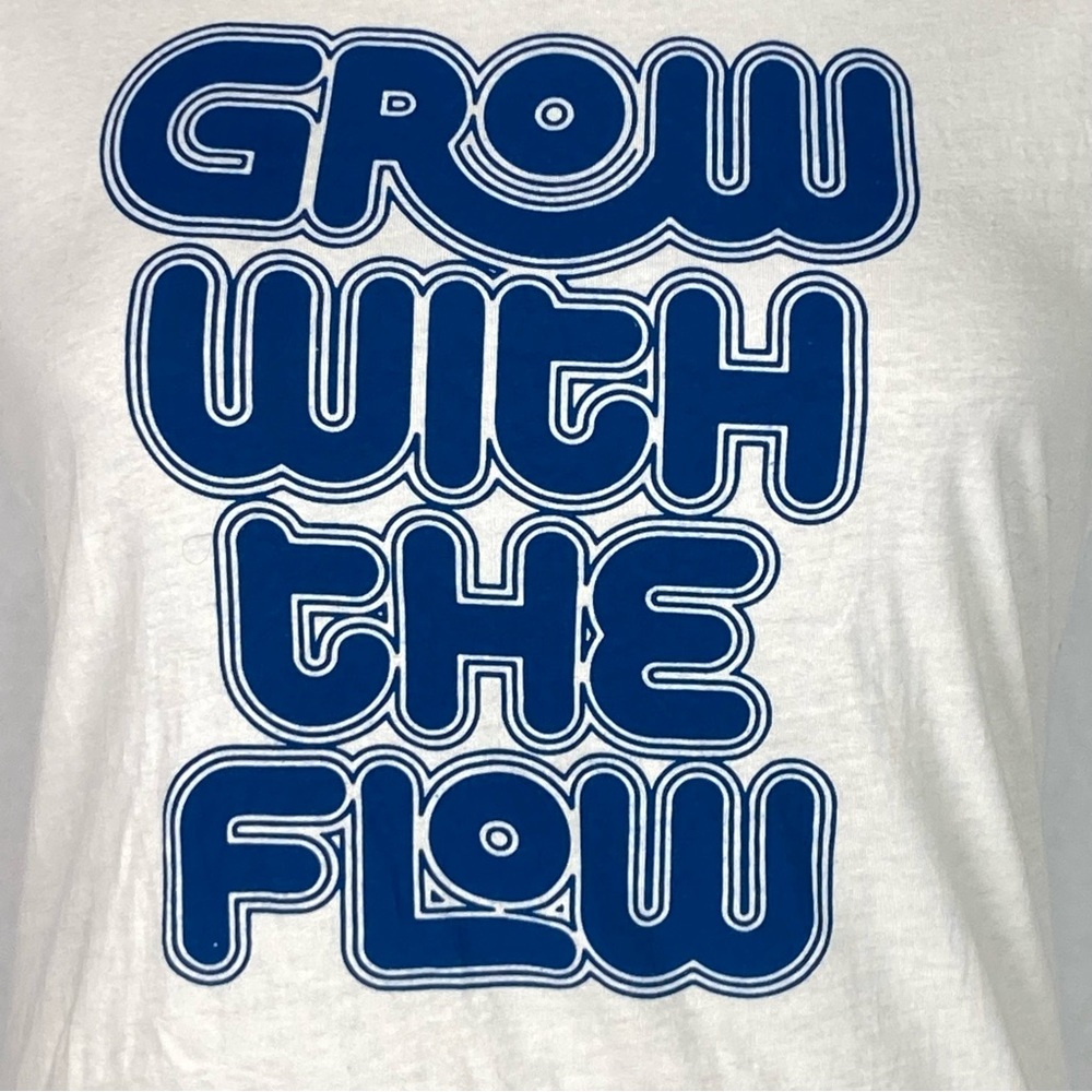The Bee & The Fox Womens Short Sleeve Crew Neck Tee Size M Grow With The Flow